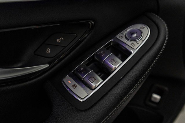 Used 2021 Mercedes-Benz C 300 Sedan w/ Premium Package image 21