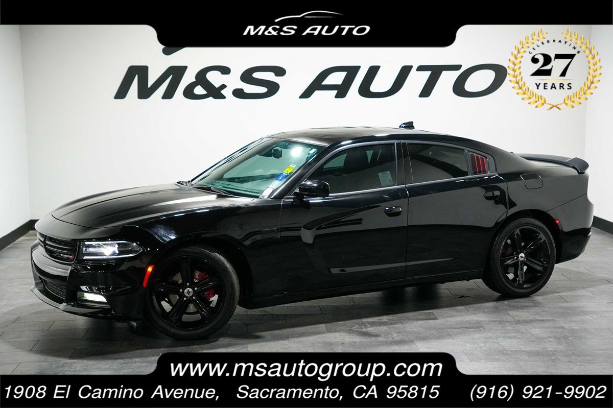 Used 2017 Dodge Charger SXT w/ Plus Group