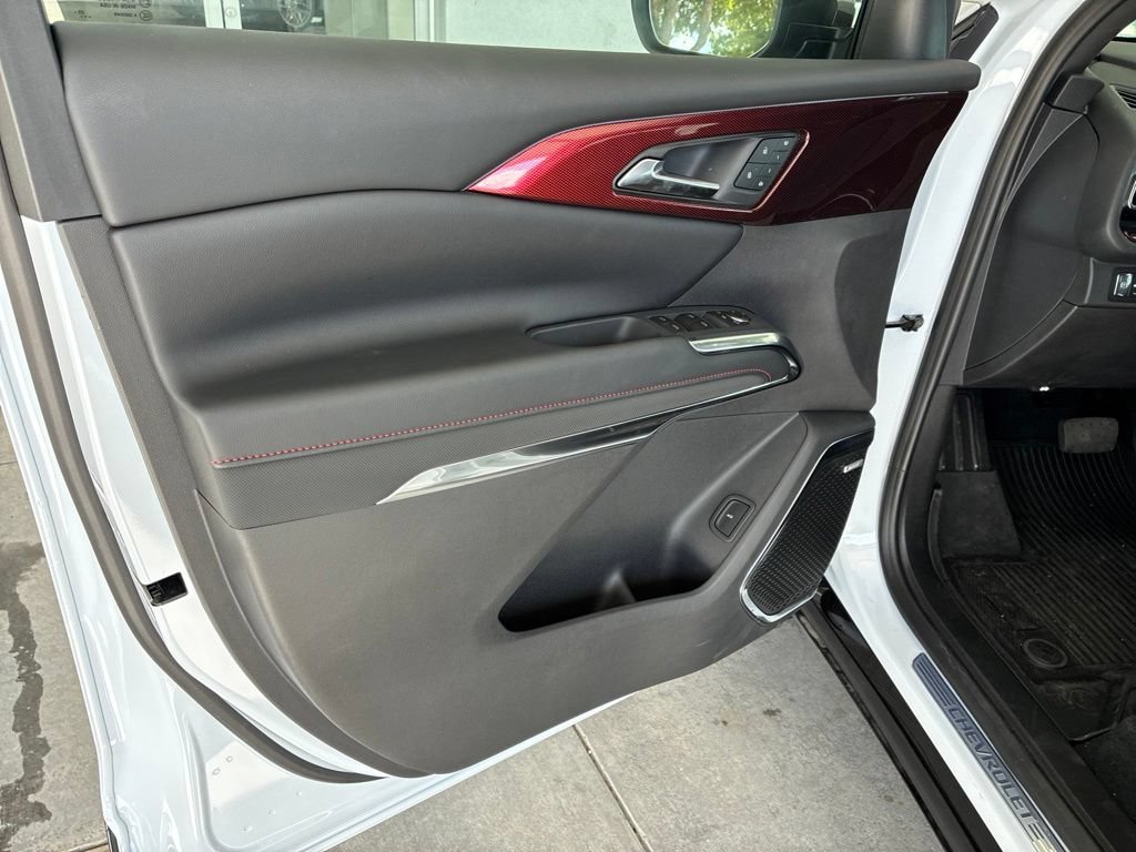 New 2026 Chevrolet Traverse RS w/ LPO, Floor Liner Package FWD image 19