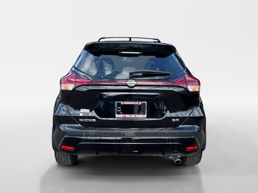 Used 2023 Nissan Kicks SR w/ Interior Electronics Package image 5