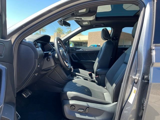 Used 2023 Volkswagen Tiguan SE R-Line image 10