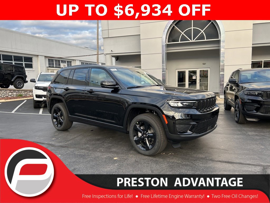 New 2025 Jeep Grand Cherokee Altitude