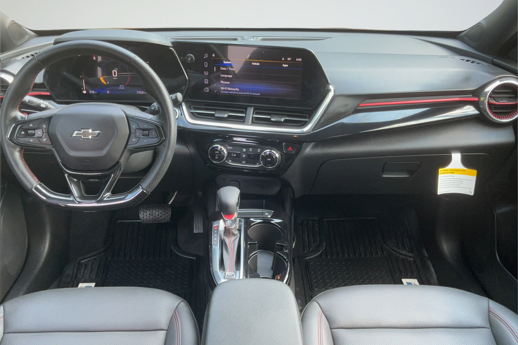 Used 2024 Chevrolet Trax RS FWD image 11