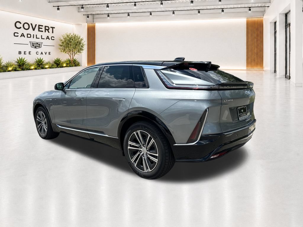 New 2026 Cadillac Lyriq Premium Luxury w/ LPO, Floor Liner Package AWD/4WD image 8