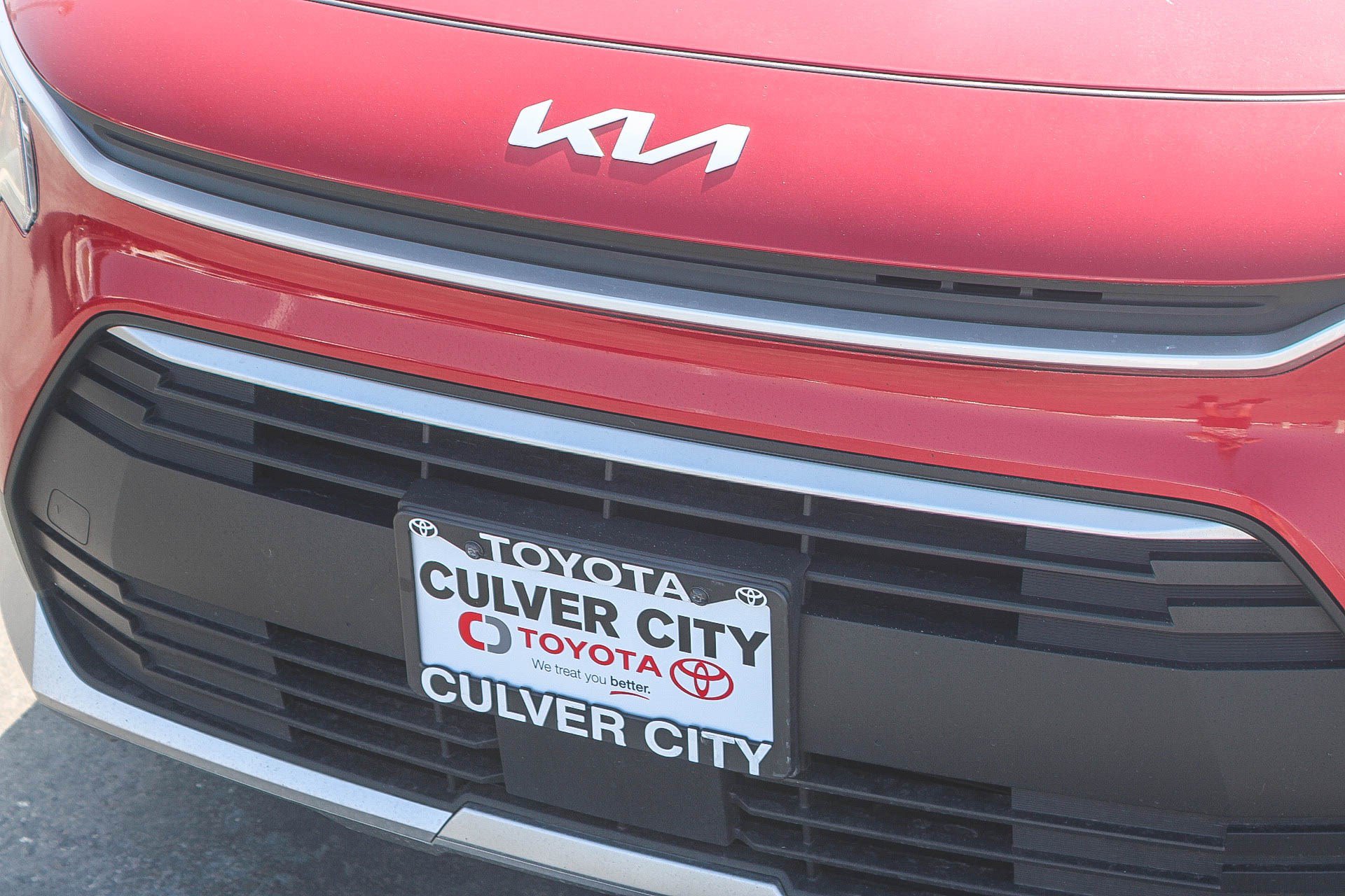 Used 2025 Kia Niro LX FWD image 6