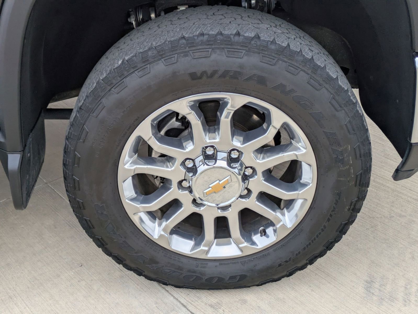 Used 2025 Chevrolet Silverado 2500 LTZ w/ LTZ Premium Texas Edition image 29