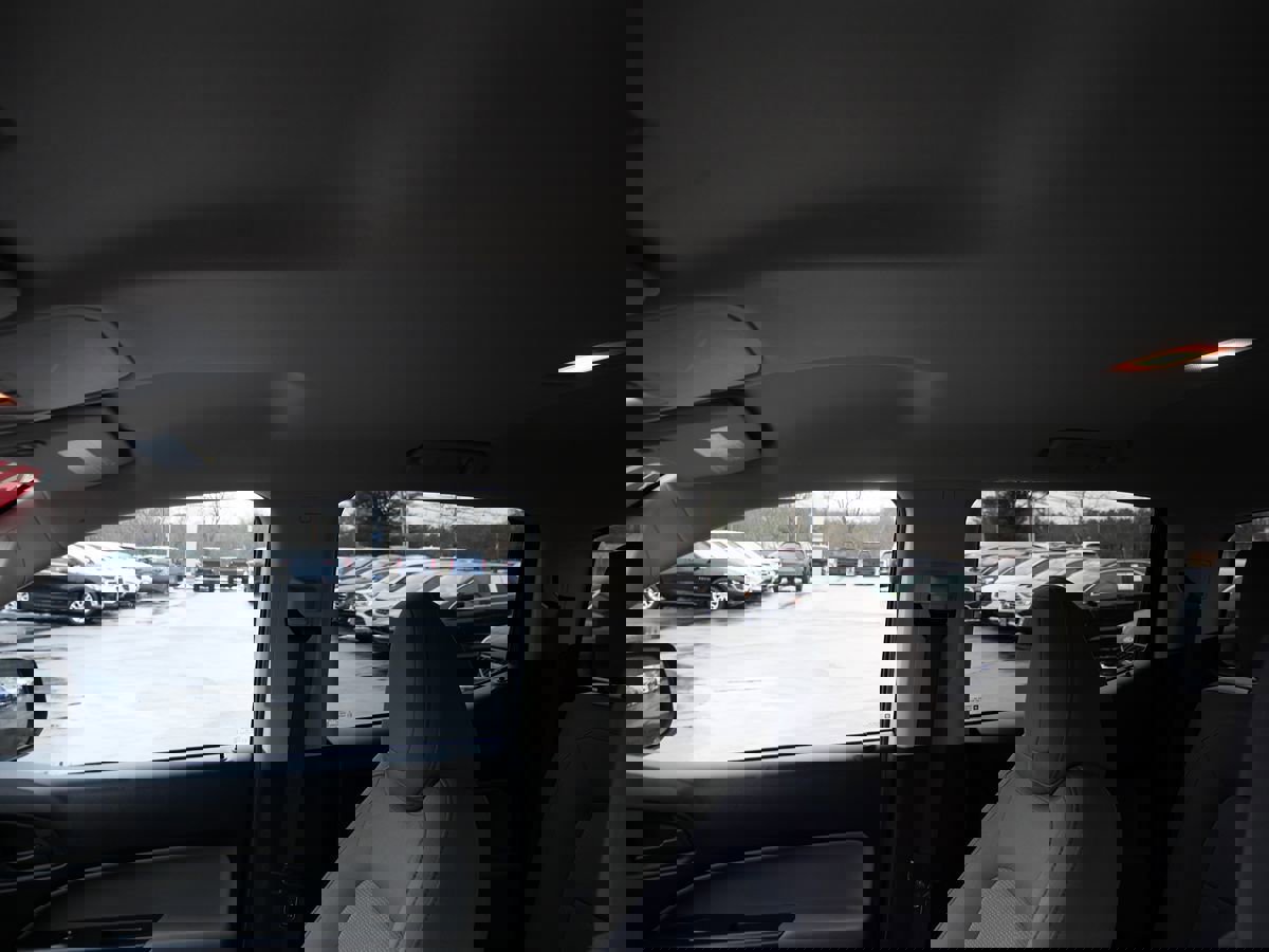 Used 2021 Chevrolet Colorado W/T w/ Custom Special Edition image 11