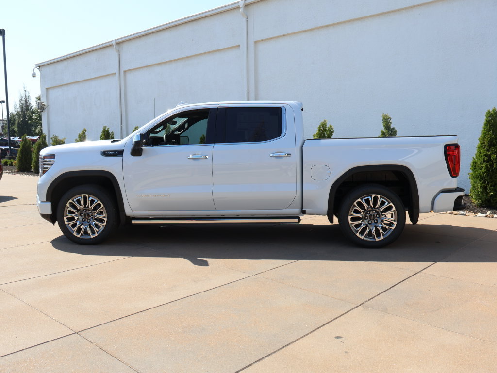New 2026 GMC Sierra 1500 Denali Ultimate AWD/4WD image 2
