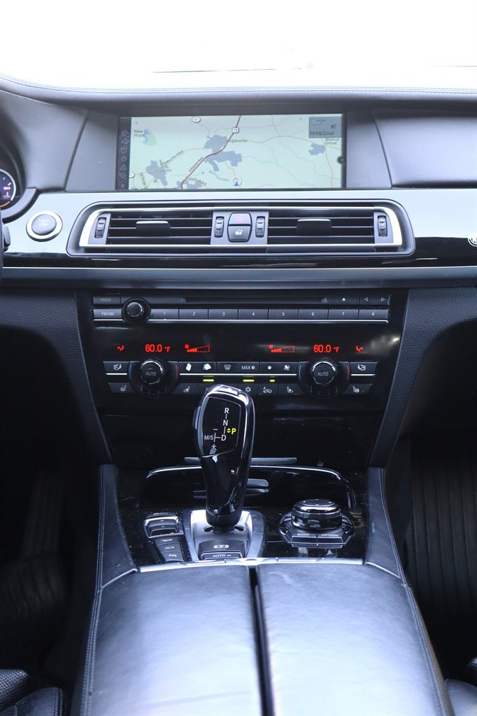 Used 2012 BMW ALPINA B7 xDrive LWB AWD/4WD image 14