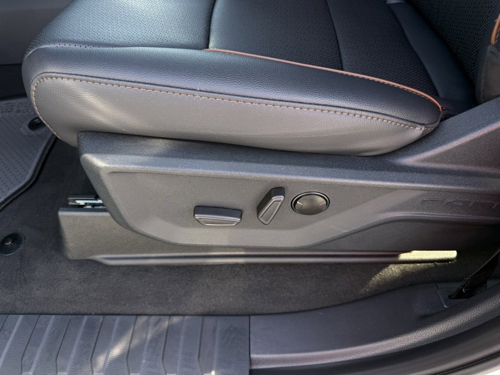 New 2026 Ford F250 Lariat image 11