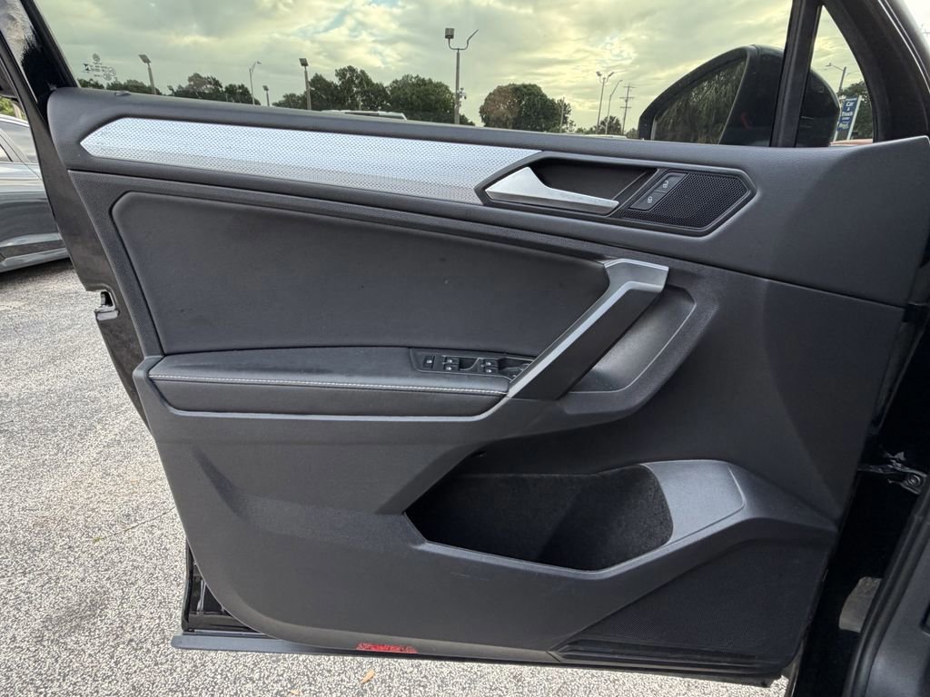 Used 2024 Volkswagen Tiguan S image 22