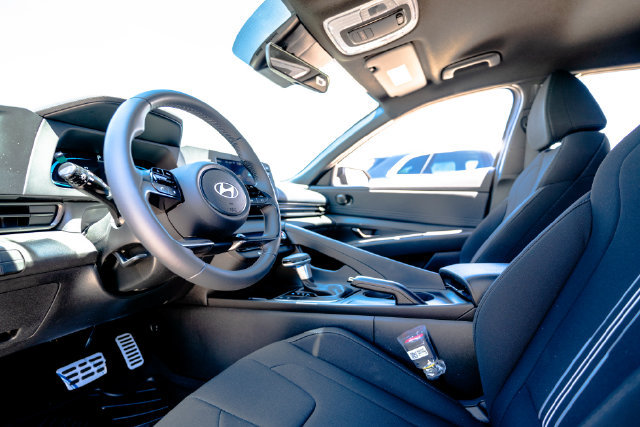 New 2026 Hyundai Elantra Sport FWD image 4