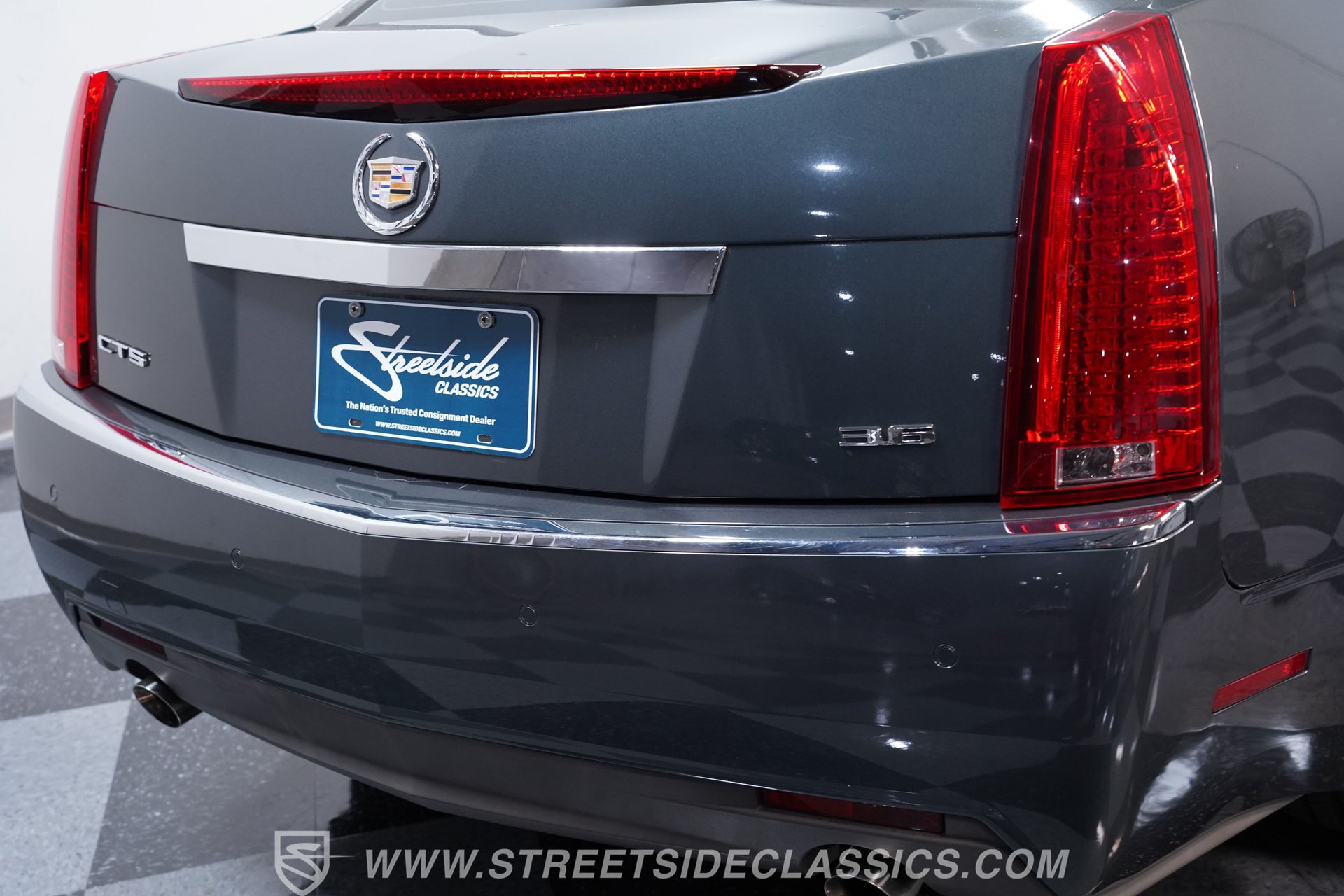 Used 2010 Cadillac CTS Performance w/ Performance Luxury Package RWD image 21