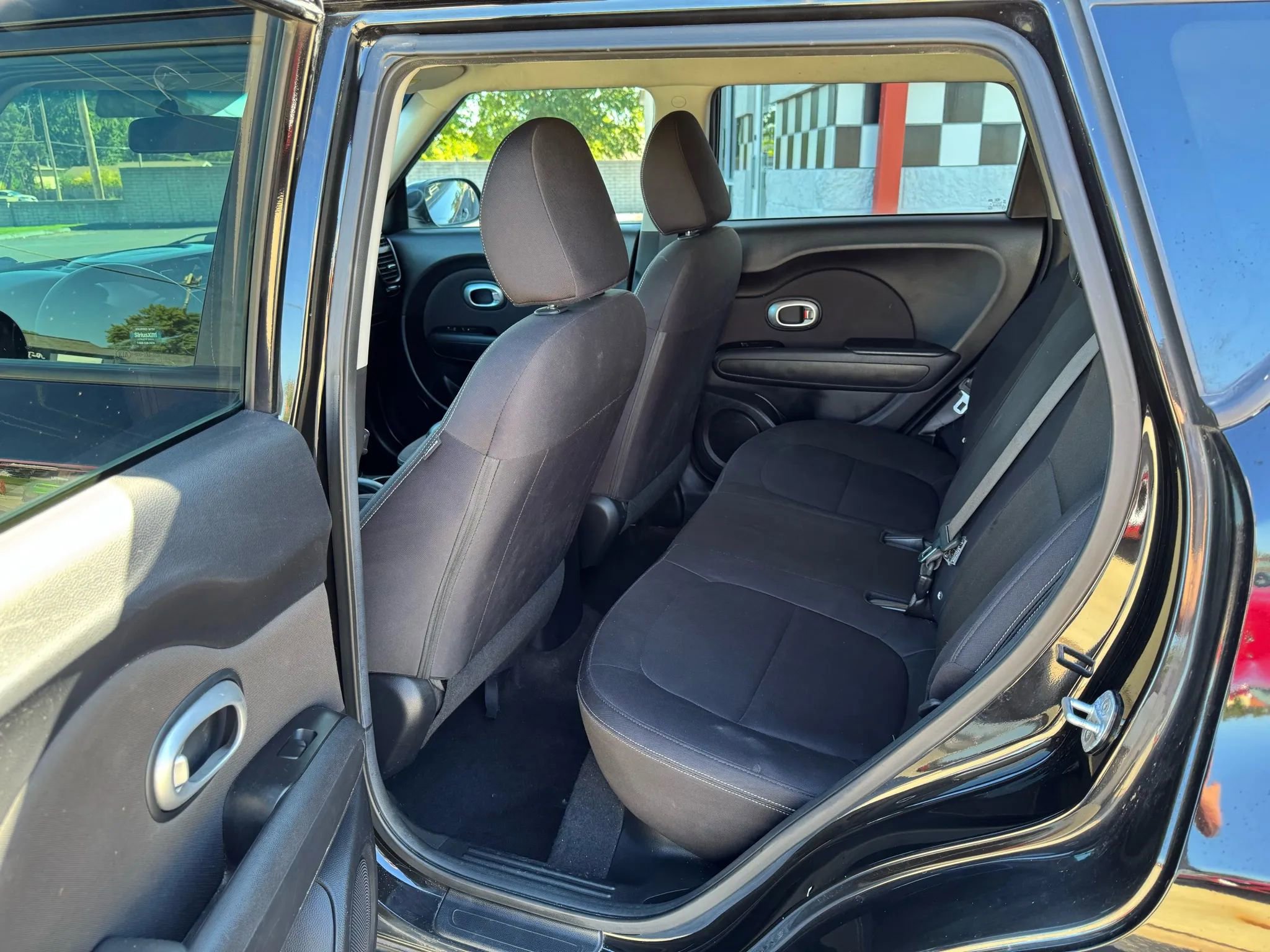 Used 2015 Kia Soul image 24