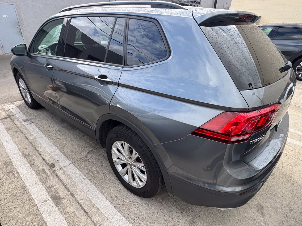Used 2019 Volkswagen Tiguan S w/ Driver Assistance Package FWD image 4