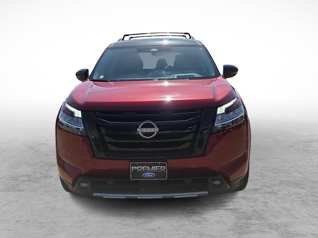 Used 2023 Nissan Pathfinder Platinum w/ Lighting Package (N93) AWD/4WD image 3