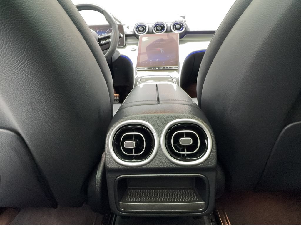 Used 2023 Mercedes-Benz C 300 Sedan image 38