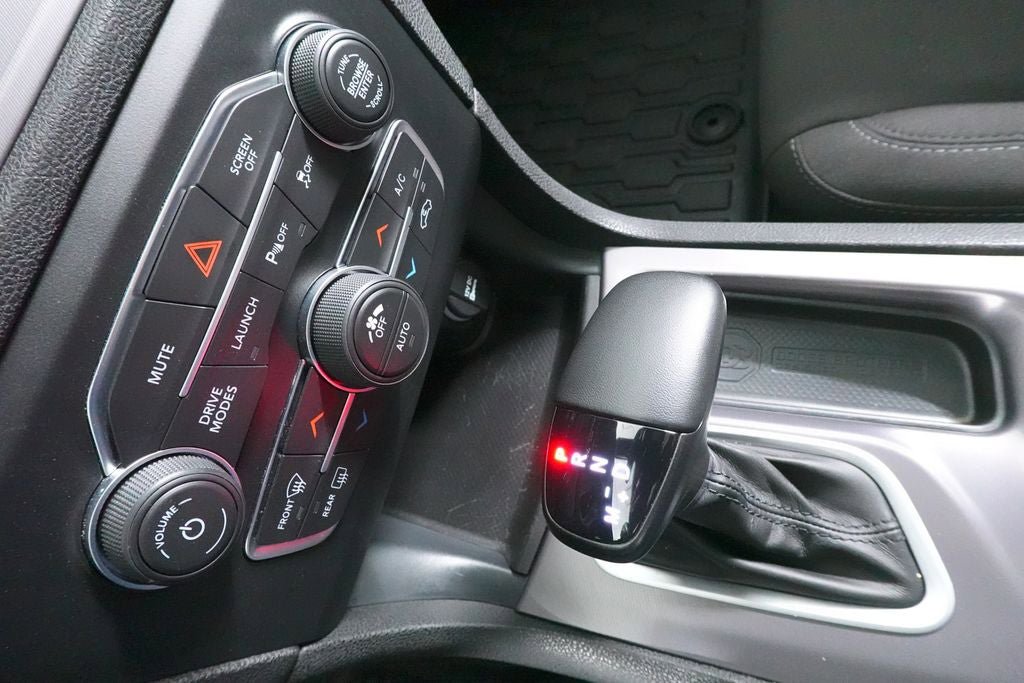 Used 2023 Dodge Charger Scat Pack w/ Harman/Kardon Audio Group RWD image 17