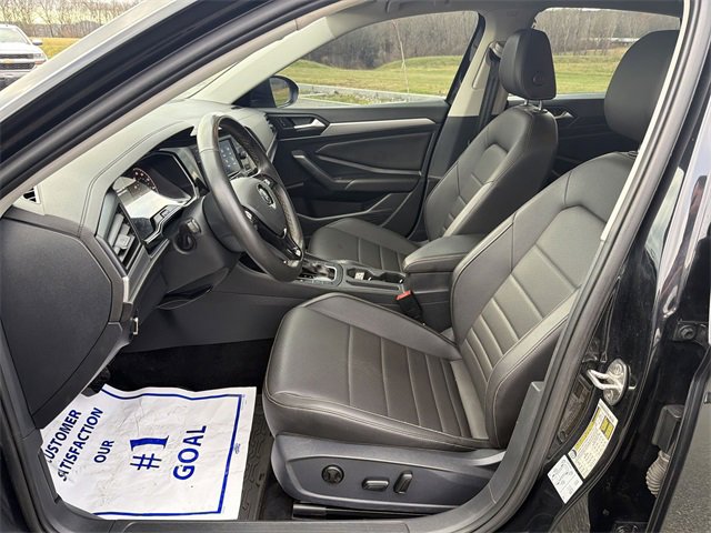 Used 2021 Volkswagen Jetta SE image 20