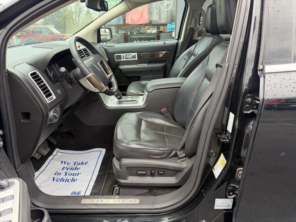 Used 2009 Lincoln MKX AWD image 13