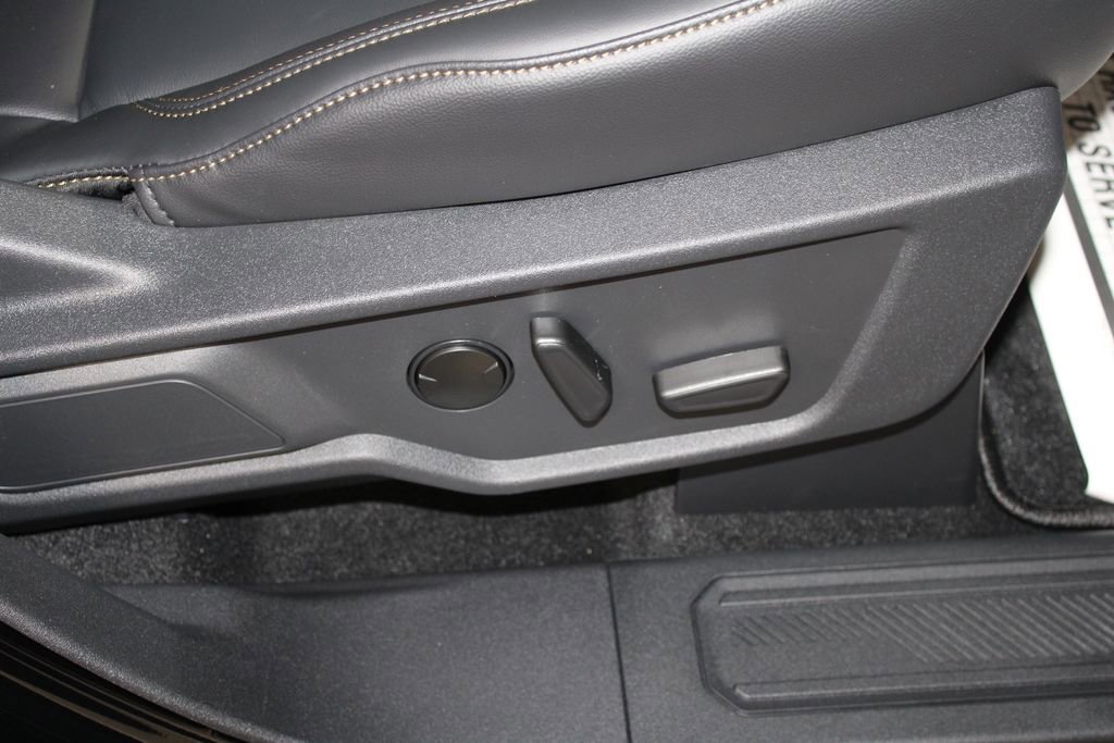 New 2025 Ford Bronco Badlands image 29