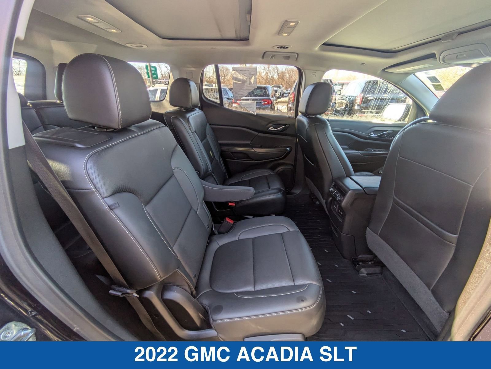 Used 2022 GMC Acadia SLT w/ Technology Package image 29