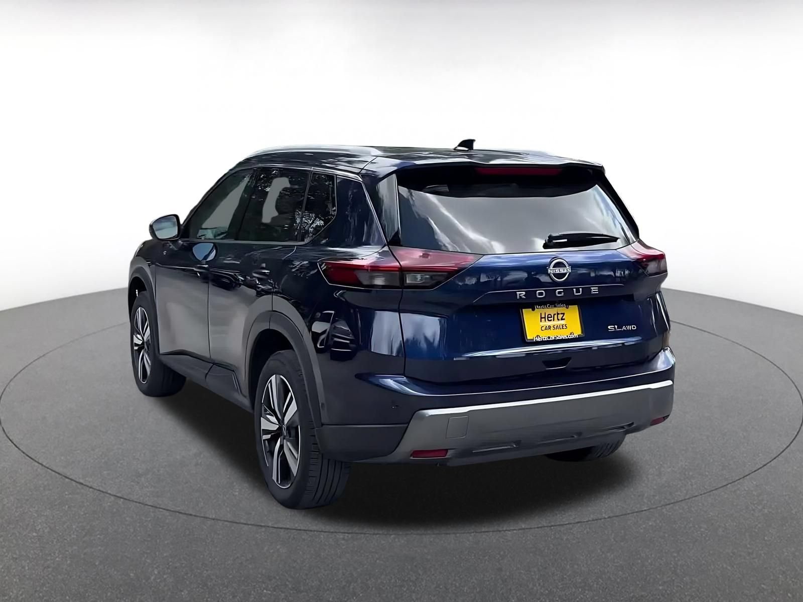Used 2026 Nissan Rogue SL AWD/4WD image 10