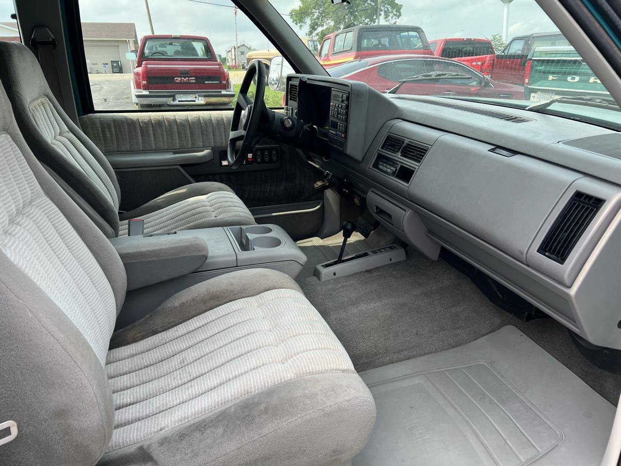 Used 1993 GMC Sierra 2500 4x4 Extended Cab image 9