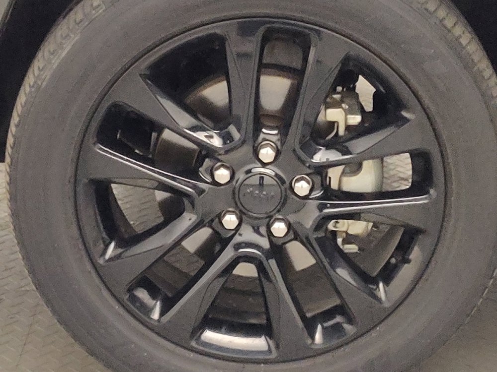 Used 2020 Jeep Grand Cherokee Altitude RWD image 31
