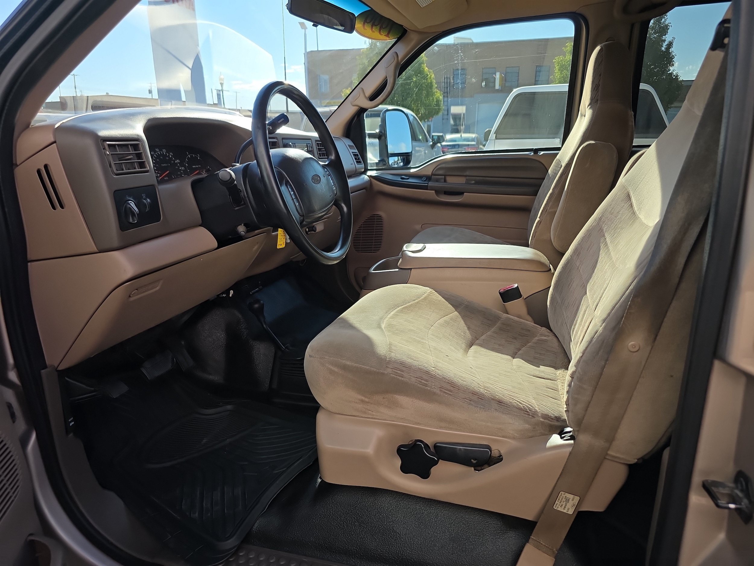Used 1999 Ford F350 Lariat AWD/4WD image 2