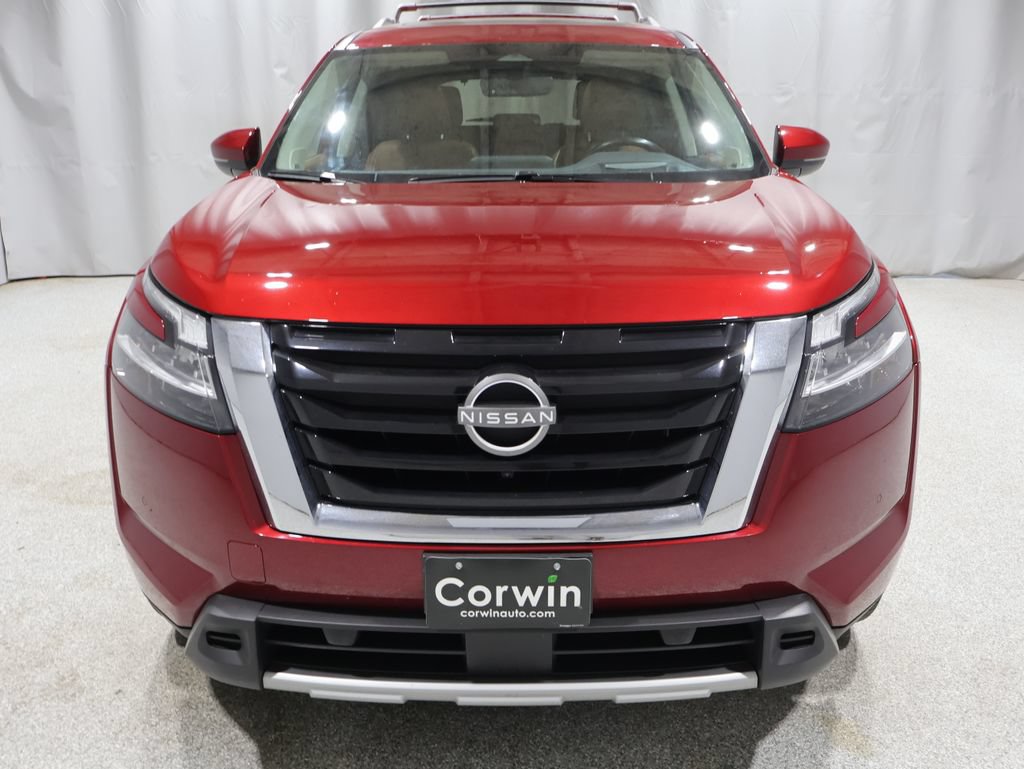 Used 2023 Nissan Pathfinder Platinum w/ Cargo Package AWD/4WD image 7