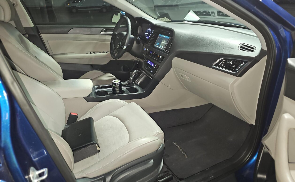 Used 2016 Hyundai Sonata Sport w/ Option Group 03 image 11