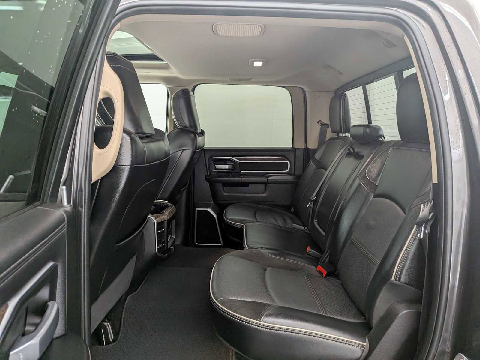 Used 2020 RAM 2500 Laramie image 23