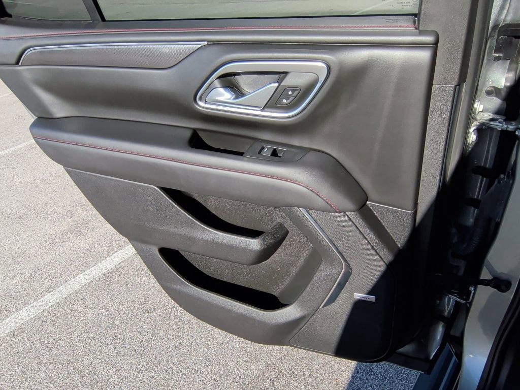 Used 2023 Chevrolet Tahoe RST w/ Luxury Package image 38