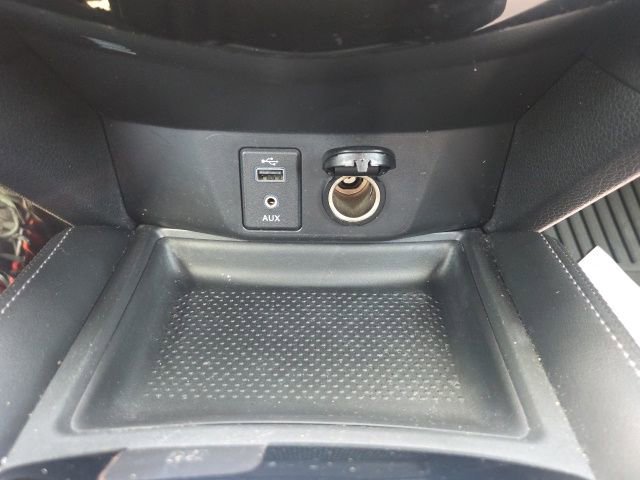 Used 2017 Nissan Rogue SL w/ SL Premium Package FWD image 32