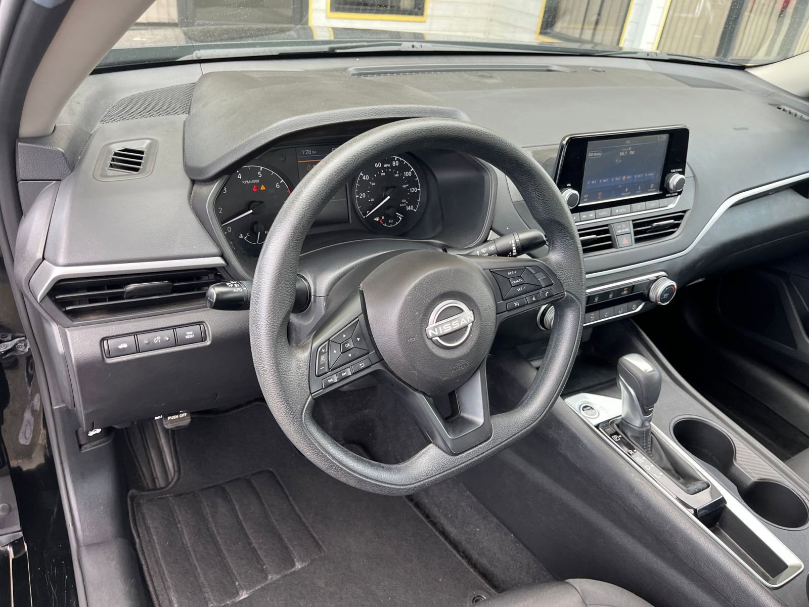 Used 2023 Nissan Altima 2.5 S image 32