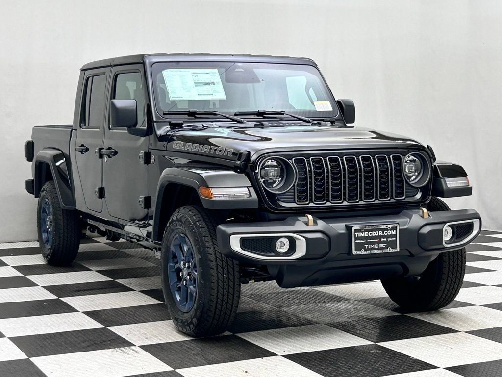 New 2026 Jeep Gladiator Sport AWD/4WD image 2