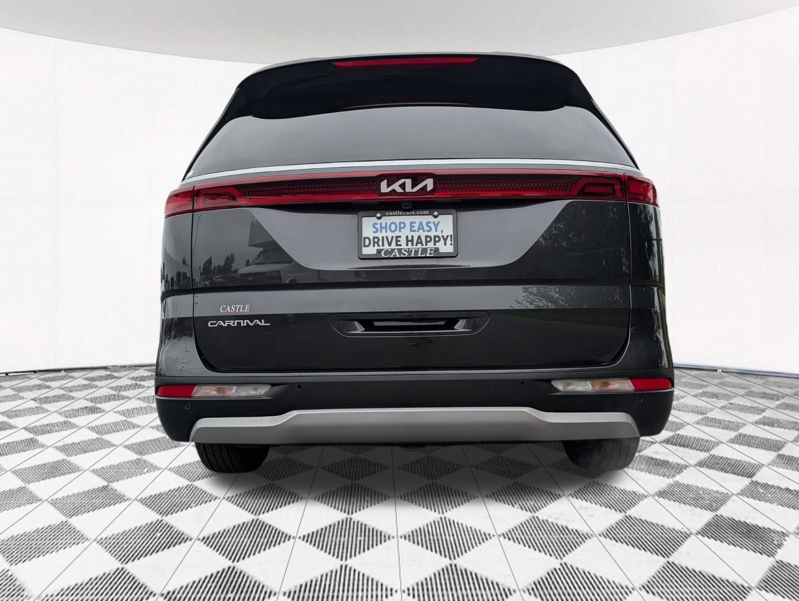 Used 2023 Kia Carnival LX FWD image 12