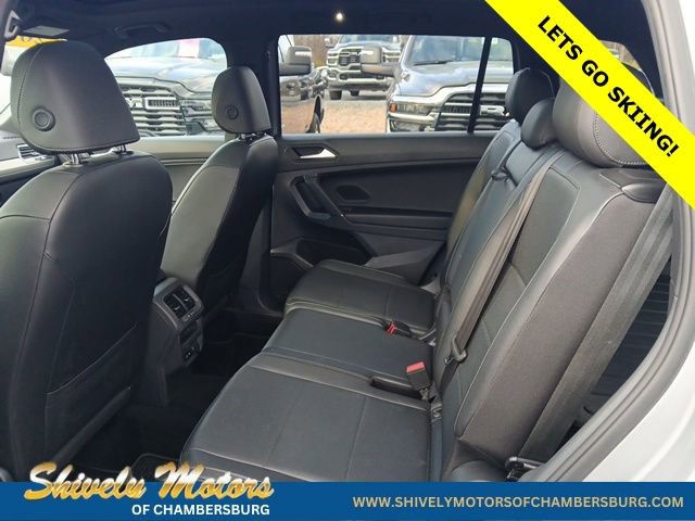Used 2020 Volkswagen Tiguan SE R-Line w/ 3rd Row Seat Package image 13