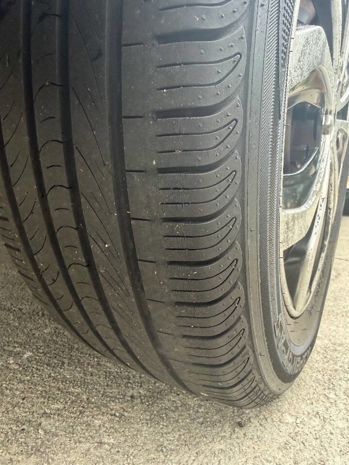 Used 2014 Chrysler 200 LX image 10