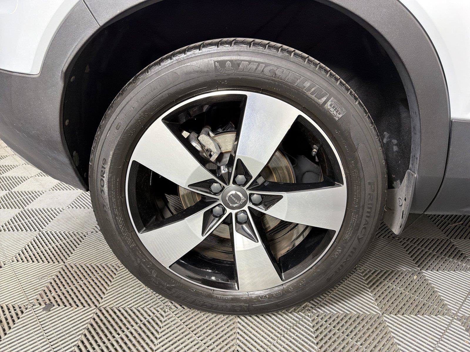 Used 2020 Volvo XC40 T5 Momentum AWD/4WD image 15