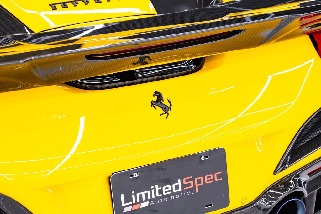 Used 2021 Ferrari F8 Tributo RWD image 32