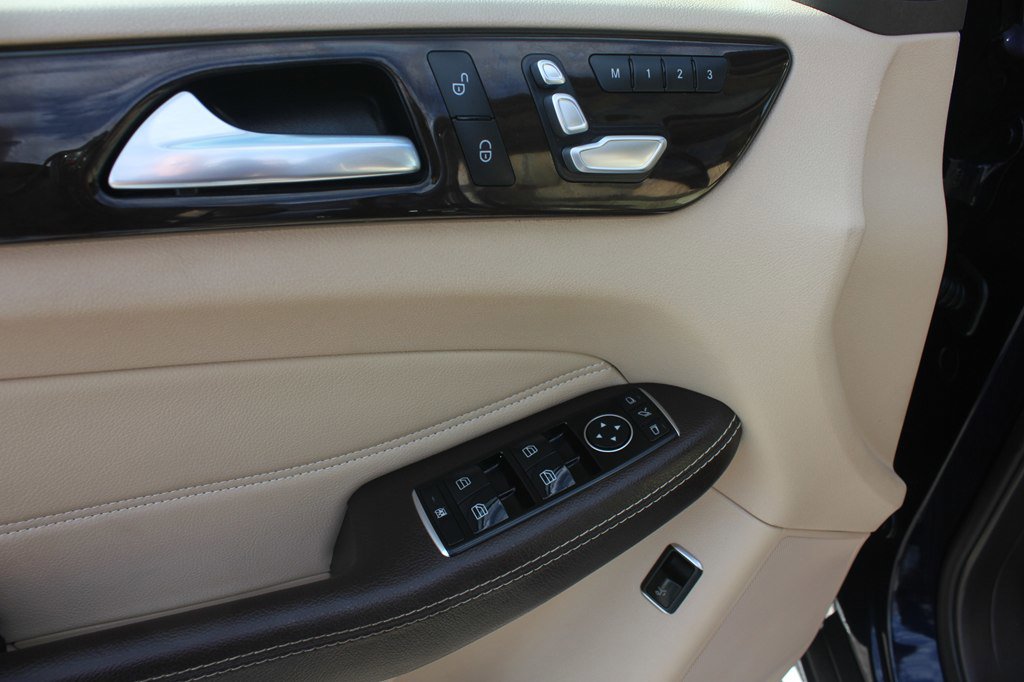 Used 2018 Mercedes-Benz GLE 350 4MATIC image 33