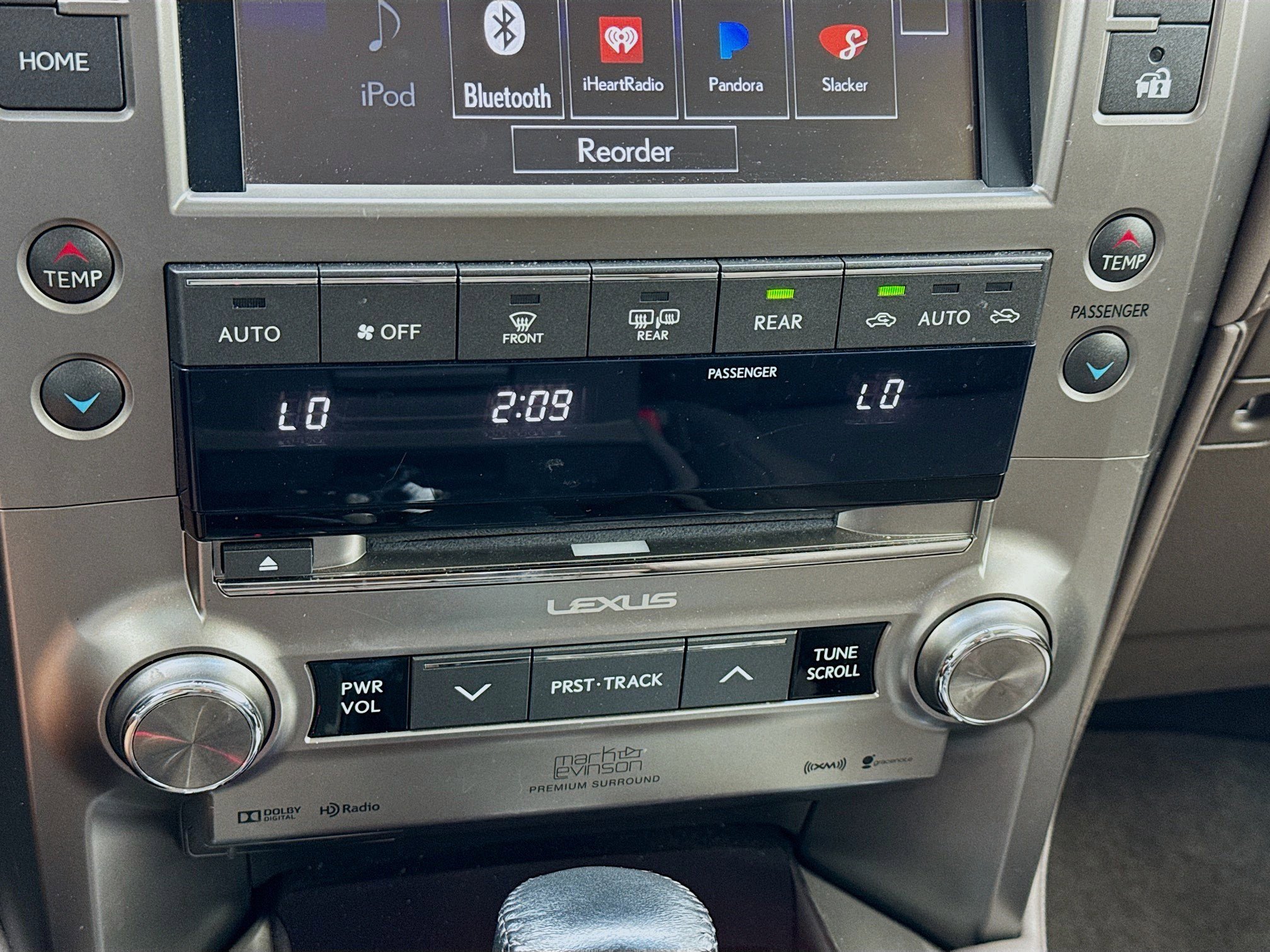 Used 2018 Lexus GX 460 Luxury w/ Preferred Accessory Package image 12