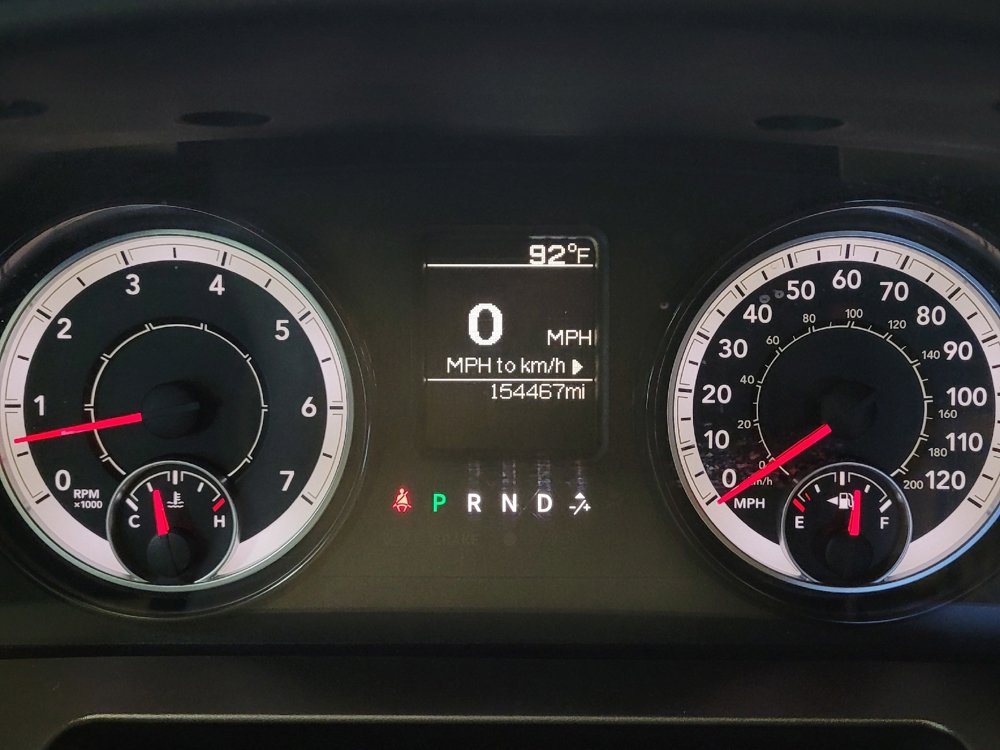 Used 2017 RAM 1500 Express RWD image 23