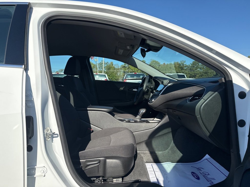 Used 2024 Chevrolet Malibu LT image 7