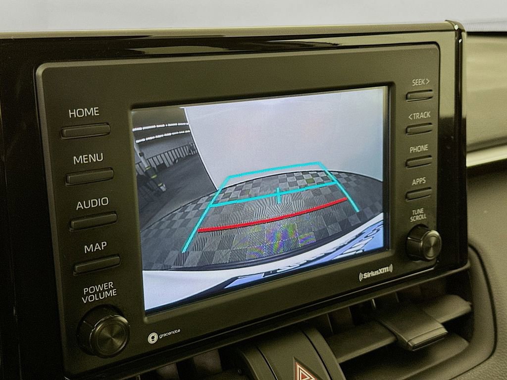 Used 2022 Toyota RAV4 LE AWD/4WD image 15