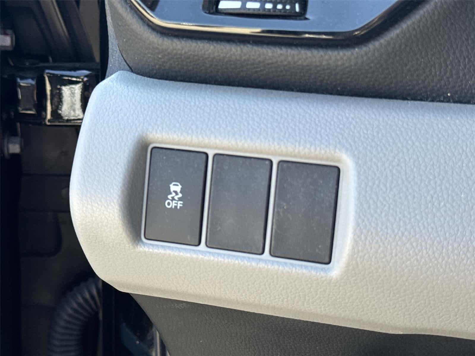 Used 2023 Honda Pilot LX image 30