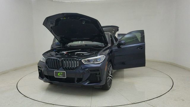 Used 2022 BMW X6 xDrive40i w/ Executive Package image 75
