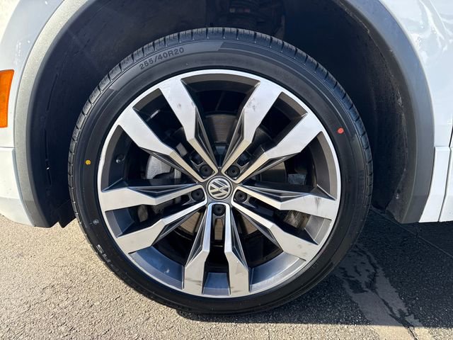 Used 2020 Volkswagen Tiguan SEL Premium R-Line image 21